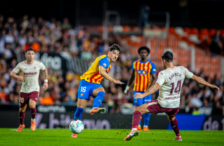 Valencia CF vs Villarreal (02:00 – 26/10) | Xem lại trận đấu